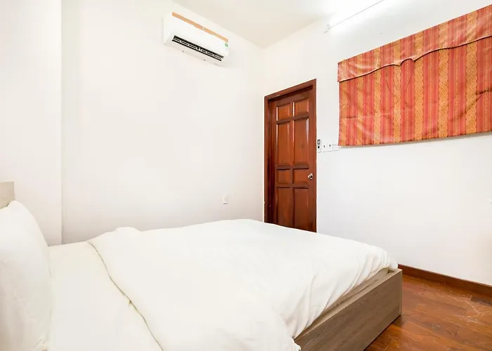 Dlux Saigon Hotel TP. Hồ Chí Minh