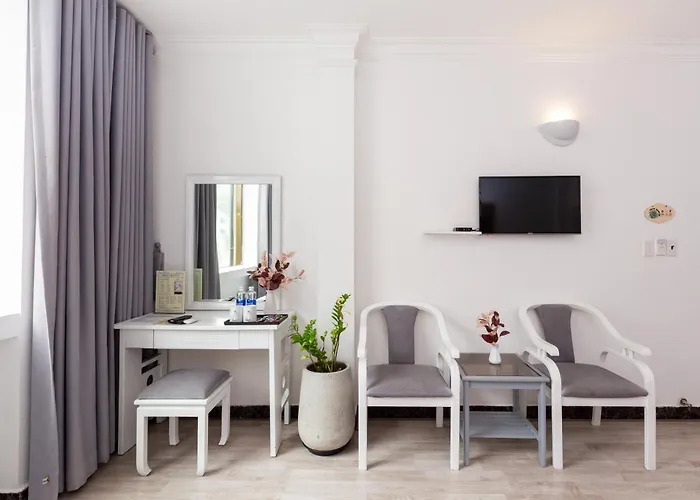 Premium Lux Saigon 11 Hotel TP. Hồ Chí Minh