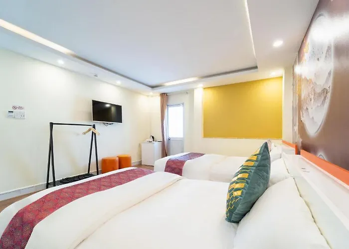 Joy Inn Hotel - Near T3 Terminal TP. Hồ Chí Minh