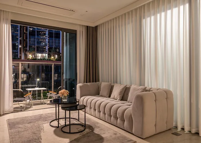 Saigon The Metropole - Residences Complex - By Svillage "Escape To Perfection" Ho-Chi-Minh-Stadt