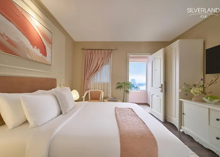 Khách Sạn Silverland Jolie TP. Hồ Chí Minh