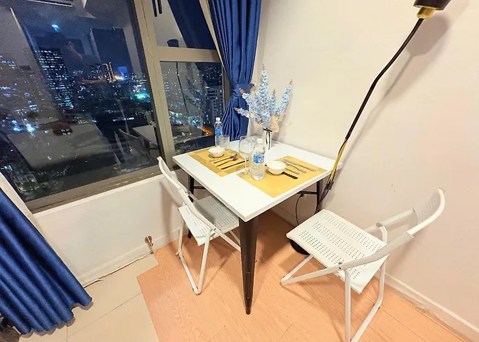 Service Apartment By Me In River Gate Building Thành Pho Ho Chí Minh