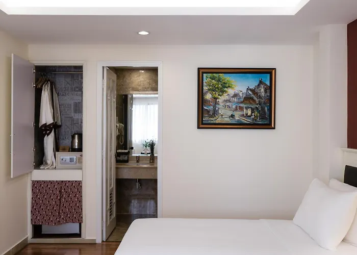 Asian Ruby Center Point Hotel & Spa