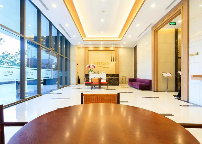 2Brs City View In The Heart Of Saigon - Free Infinity Pool