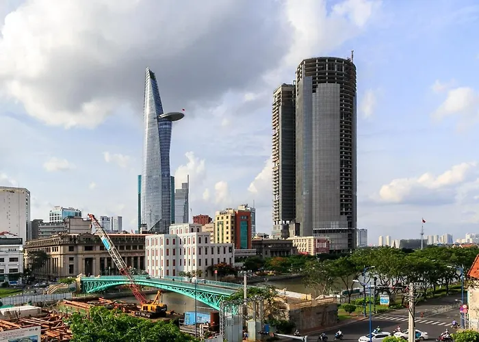 Planet Saigon Hotel
