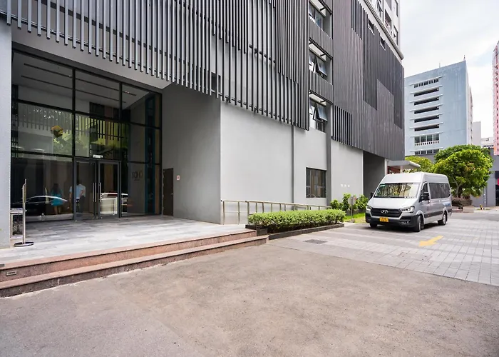Aris Soho Balcony Suites Saigon District 1