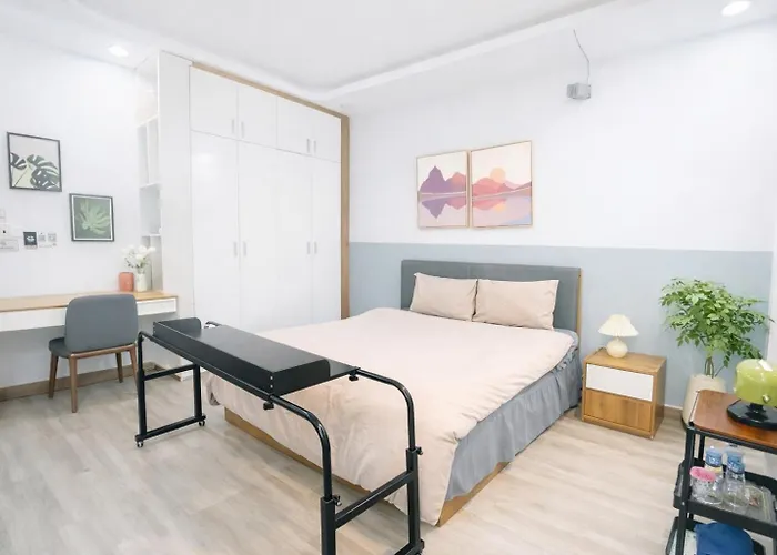 Start House Airport 5-Min Walk Warm Stay, Easy Flight
